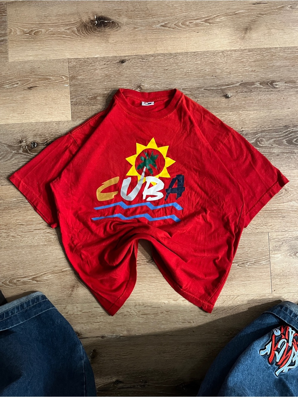 Red Short-Sleeve Graphic Tee with 'CUBA' Sun Motif